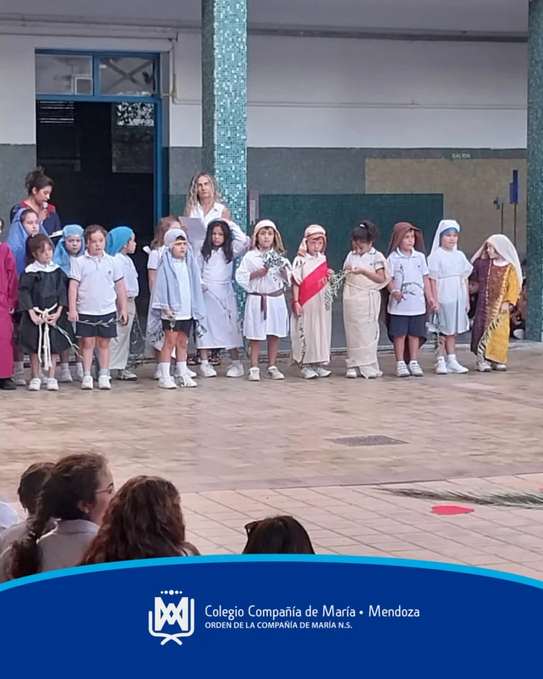 Instagram post from ciamariamendoza. This post is in position 6.