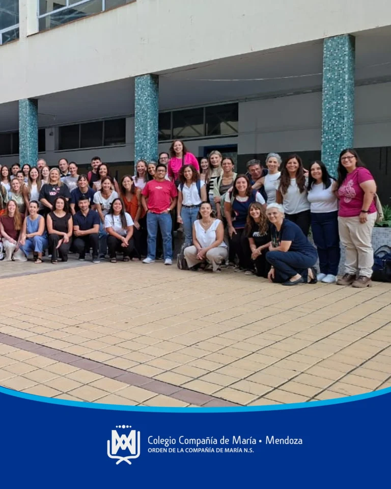 Instagram post from ciamariamendoza. This post is in position 8.