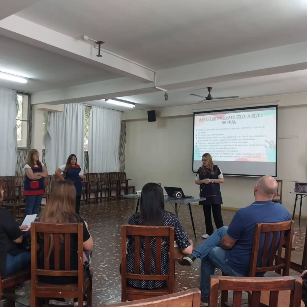 Instagram post from ciamariamendoza. This post is in position 1.