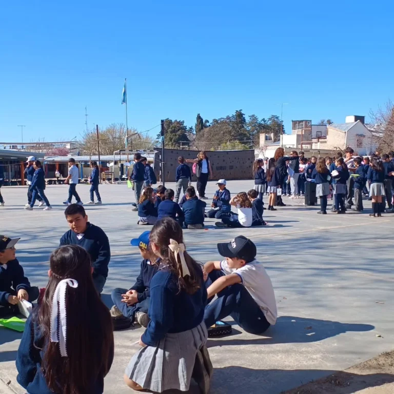 Instagram post from ciamariamendoza. This post is in position 2.