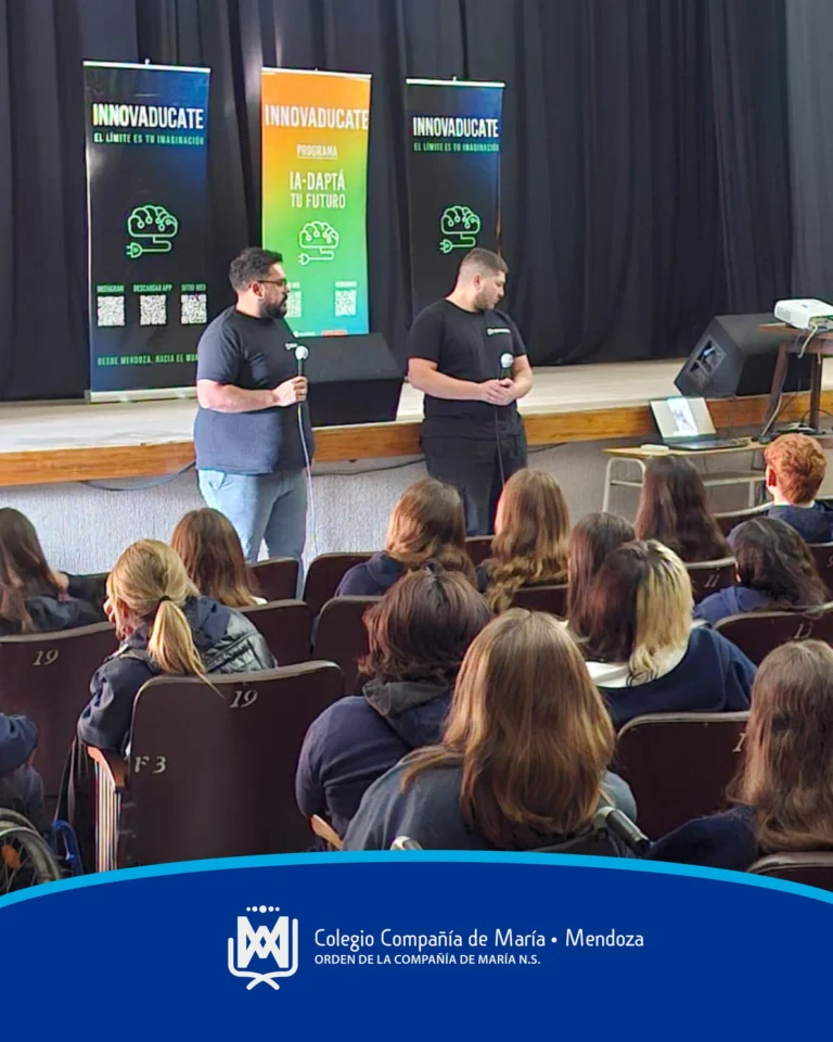 Instagram post from ciamariamendoza. This post is in position 1.