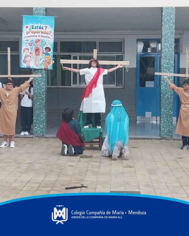 Instagram post from ciamariamendoza. This post is in position 3.