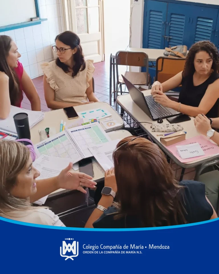 Instagram post from ciamariamendoza. This post is in position 3.